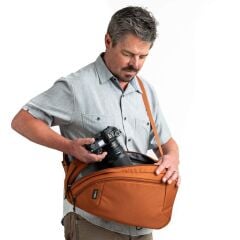 Think Tank Turnstyle 11L Sling Sırt Çantası (Golden Hour)