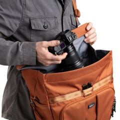 Think Tank FocusPoint Crossbody 13L Omuz Çantası (Urban Rust)