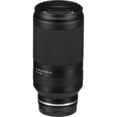 Tamron 70-300mm F4.5-6.3 Di III RXD Lens (Sony E)