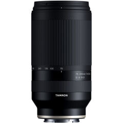 Tamron 70-300mm F4.5-6.3 Di III RXD Lens (Sony E)