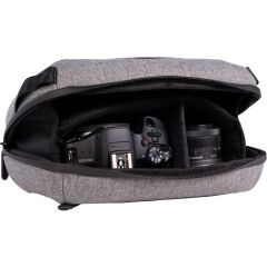 Canon EOS R100 18-45mm + Çanta + 64GB Travel Kit