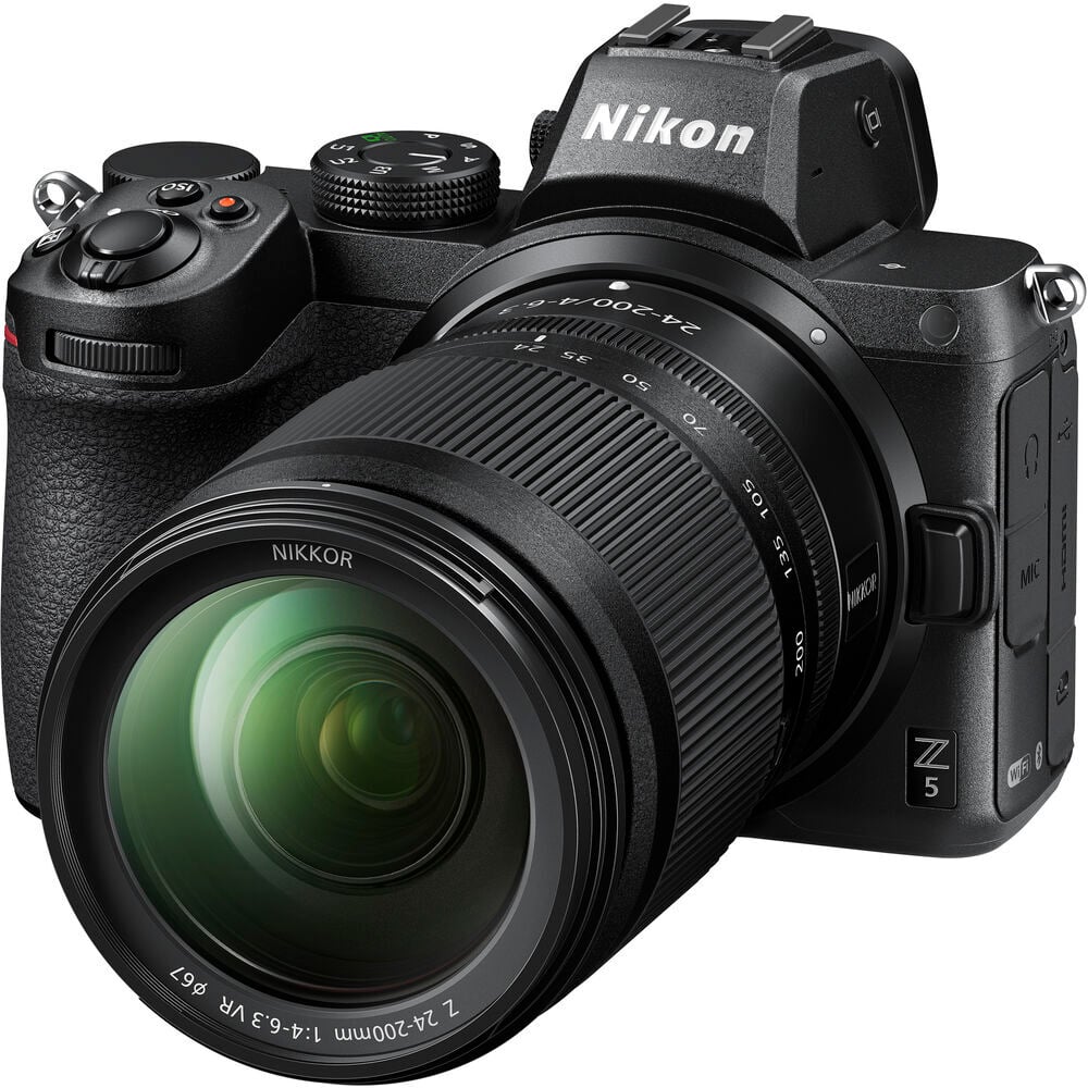 Nikon Z5 24-200mm f/4-6.3 Kit