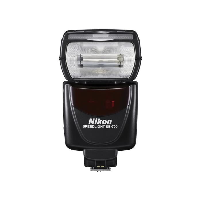 Nikon Speedlight SB-700 Tepe Flaş