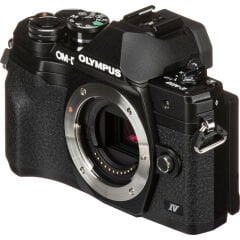 Olympus OM-D E-M10 Mark IV Gövde (Siyah)