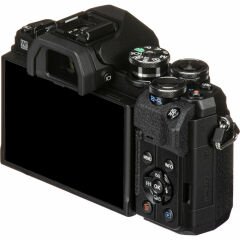 Olympus OM-D E-M10 Mark IV Gövde (Siyah)