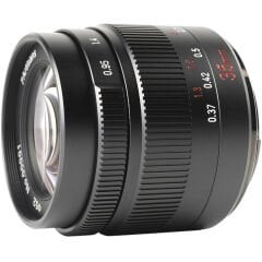 7Artisans MF 35mm f/0.95 APS-C Lens (Canon RF)