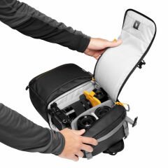 Lowepro Slingshot SL 250 AW III Fotoğraf Makinesi Sırt Çantası