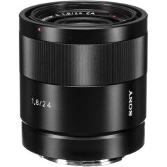 Sony 24mm f1.8 ZA Carl Zeiss Sonnar Lens