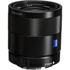 Sony 24mm f1.8 ZA Carl Zeiss Sonnar Lens
