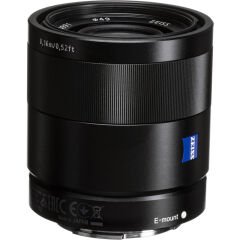 Sony 24mm f1.8 ZA Carl Zeiss Sonnar Lens
